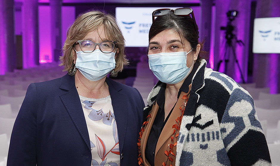 "Es necesario reconocer a tantas mujeres excelentes que han regalado salud"