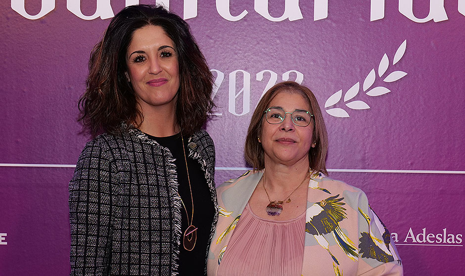 "Es necesario reconocer a tantas mujeres excelentes que han regalado salud"