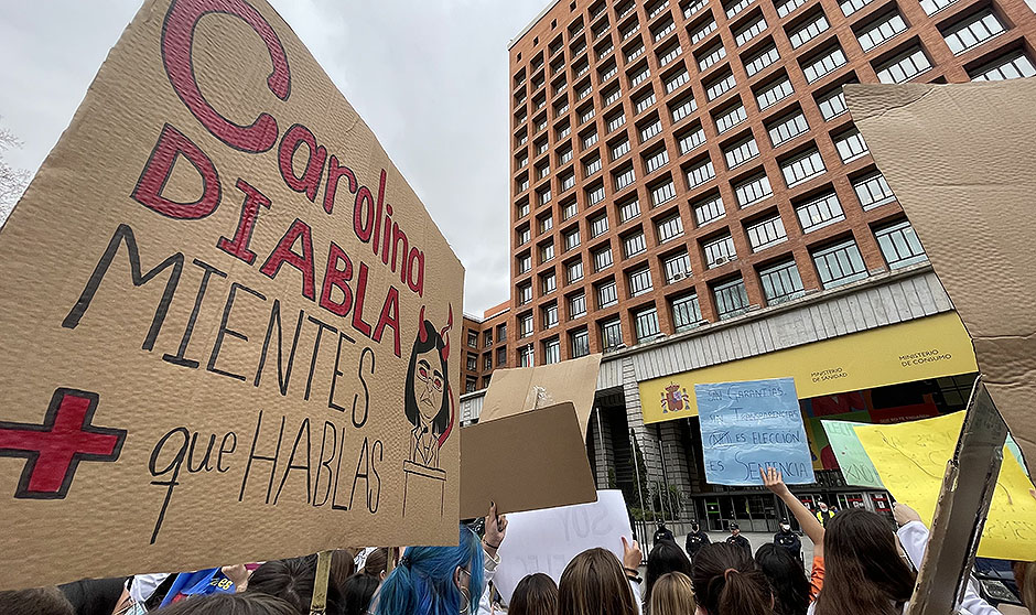 La 'revolución' MIR vuelve a sacar músculo para exigir elección presencial