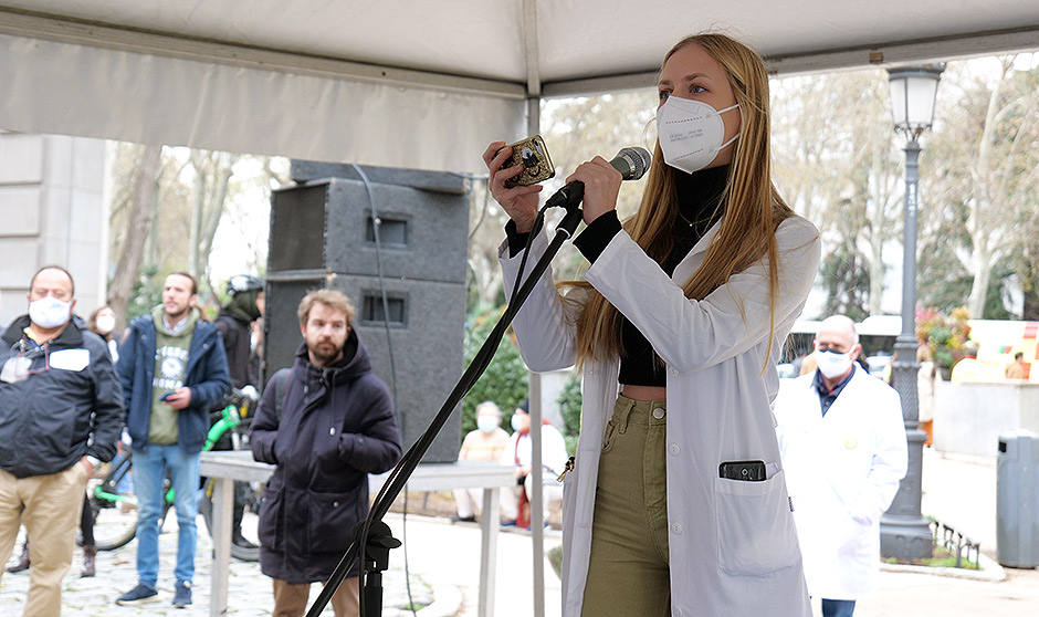 La 'revolución' MIR vuelve a sacar músculo para exigir elección presencial