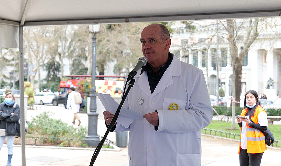 La 'revolución' MIR vuelve a sacar músculo para exigir elección presencial