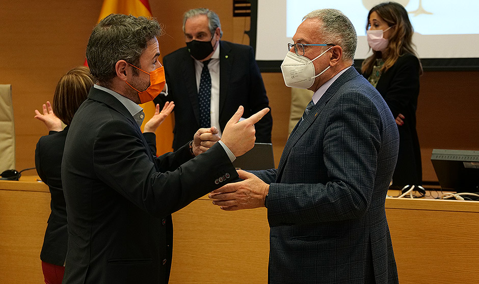 Las farmacias piden una prueba piloto de venta de fármacos con cannabis