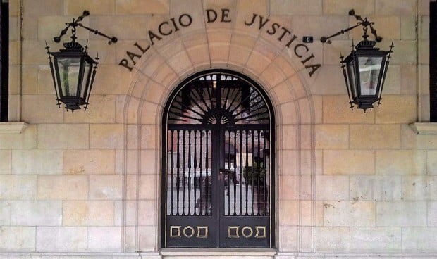 El juzgado de lo Penal de Teruel acogerá esta semana un juicio a un hombre por apuntar con una pistola a dos sanitarias en su domicilio