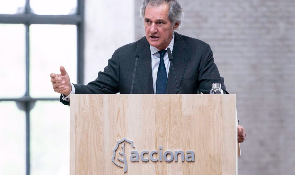 José Manuel Entrecanales, presidente de Acciona, empresa que busca médicos sin MIR para contratar