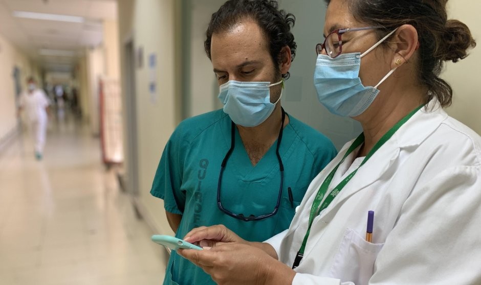 Acto de justicia o fobia enfermera: ¿qué hay detrás del A plus a médicos?