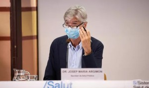Adelanto de la vacuna Covid a hijos de sanitarios: Cataluña se queda sola