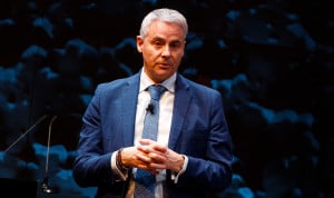 Adeslas impulsa una campaña para mejorar el abordaje de la obesidad