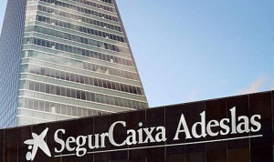 Adeslas sube los honorarios de sus médicos hasta un 9%