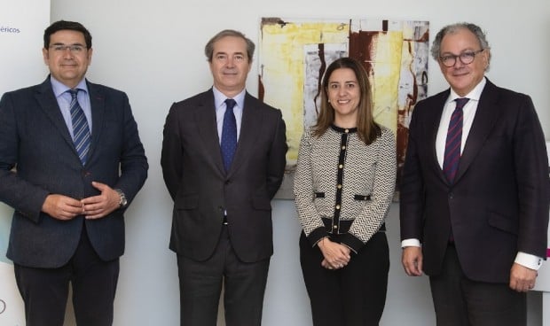 Aeseg y Bidafarma trazan proyectos comunes en torno a los genéricos