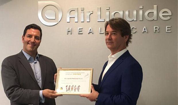 Air Liquide humaniza la hospitalización a través de la Fundación Theodora