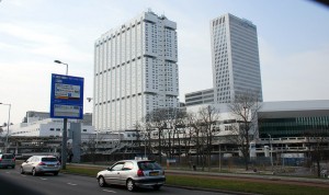 Al menos dos muertos tras un tiroteo en un hospital de Rotterdam