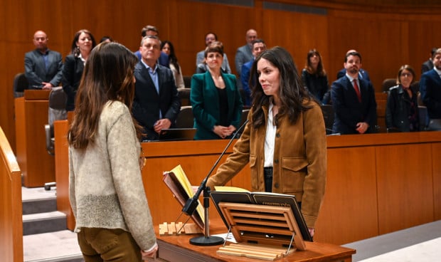Alba Sánchez, higienista bucodental, diputada socialista en las Cortes de Aragón