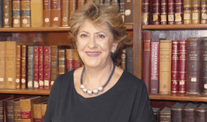 Alianza médico-administrativa para que los médicos jubilados puedan ejercer.