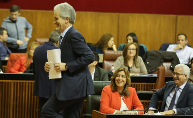 Alonso anuncia mejoras en la asistencia peditrica de la sanidad onubense