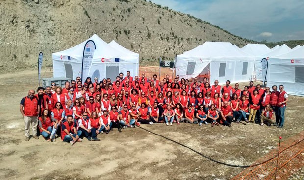 Aluvión de médicos para apuntarse al ‘dream team’ sanitario