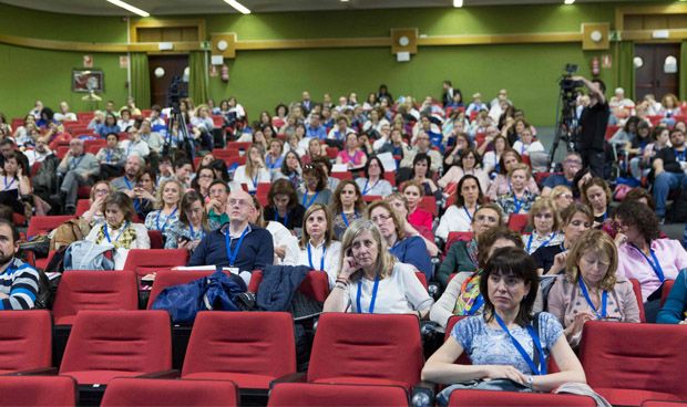 AMA acerca la responsabilidad profesional de los médicos a la Complutense 