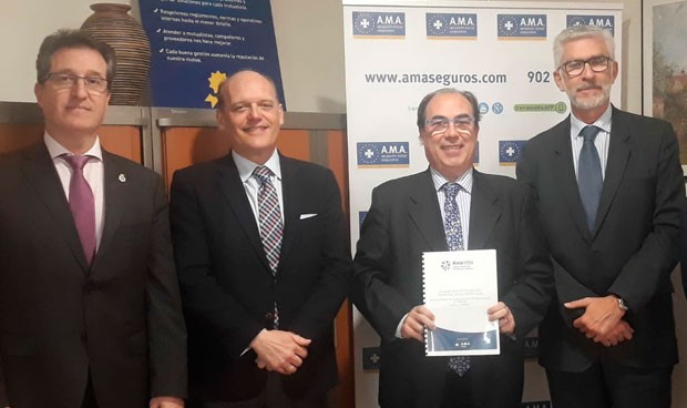AMA firma la póliza de Vida con el Colegio de Odontólogos de Aragón