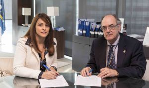 AMA firma un acuerdo de colaboración con los podólogos valencianos 
