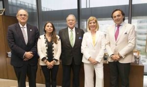 AMA firma un seguro colectivo de Vida con el Colegio de Ópticos andaluz