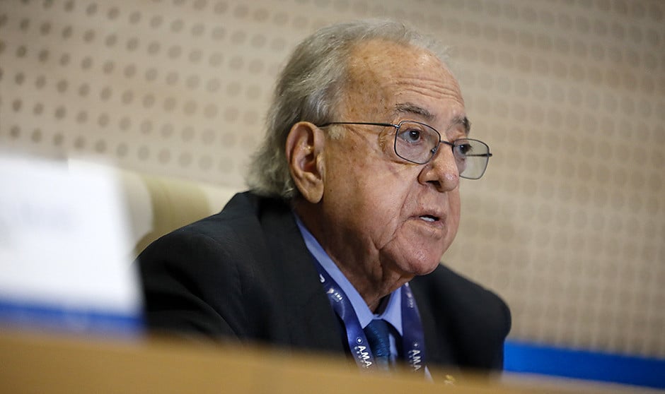 AMA impulsa la investigación sanitaria con unos premios de 37.500 euros