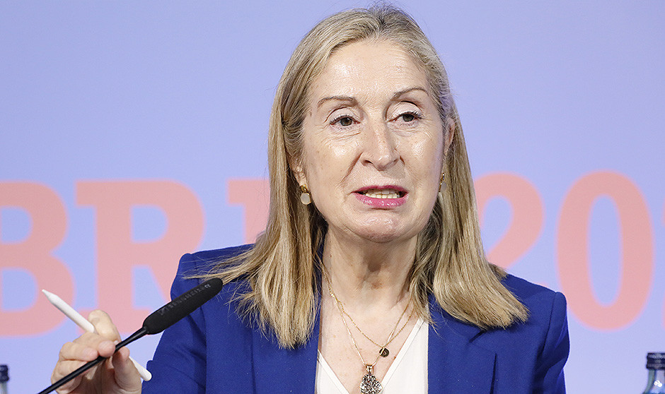 AMA presenta una calculadora de seguros de hogar para sanitarios y familia