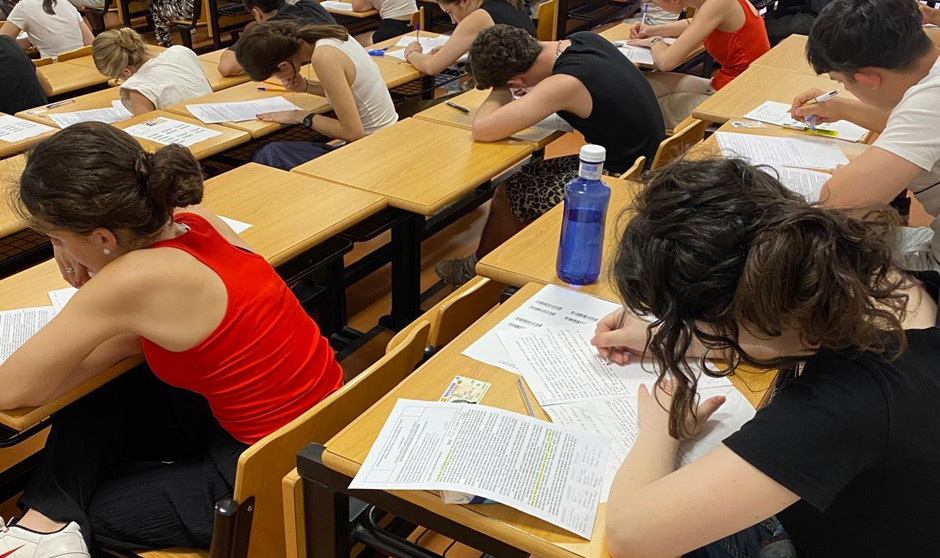 Un médico explica por qué la carrera de Medicina debe ampliarse a siete años.