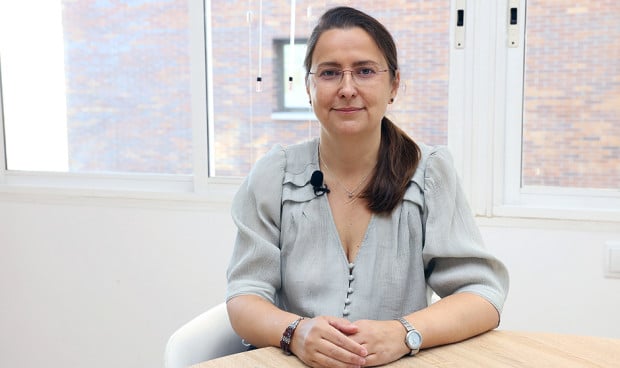  Ángela Hernández, secretaria general de Amyts, anuncia que la central abandona CESM.