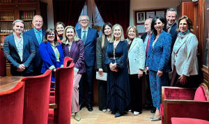 Ana Pastor ingresa en la Real Academia de Medicina y Cirugía de Murcia