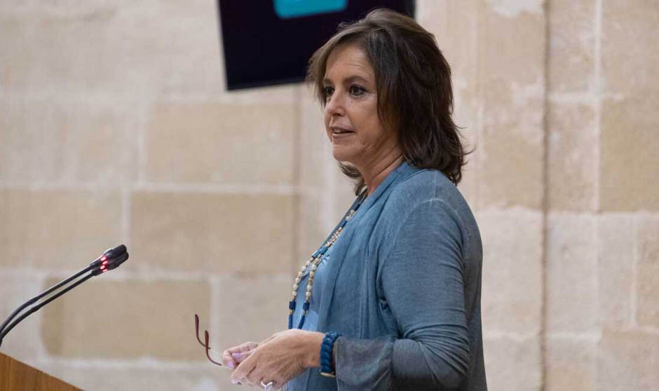  Catalina García, consejera de Sanidad de Andalucía, anuncia los admitidos en la OPE de estabilización 2022 del SAS.
