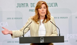 Andalucía aprueba la vuelta a las 35 horas y pide a Rajoy "que no recurra"