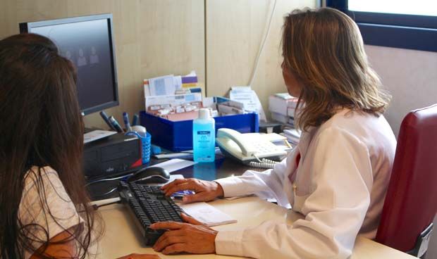 Andalucía hace pública la lista de traslados de sus Médicos de Familia