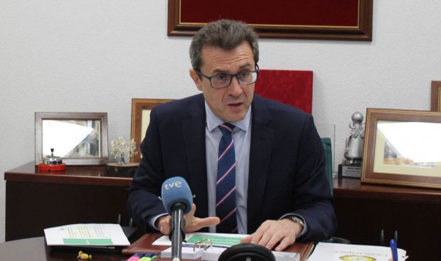  Jorge Fernández Parra, presidente de CACM, explica que Andalucía es un polo de atracción de médicos extranjeros.