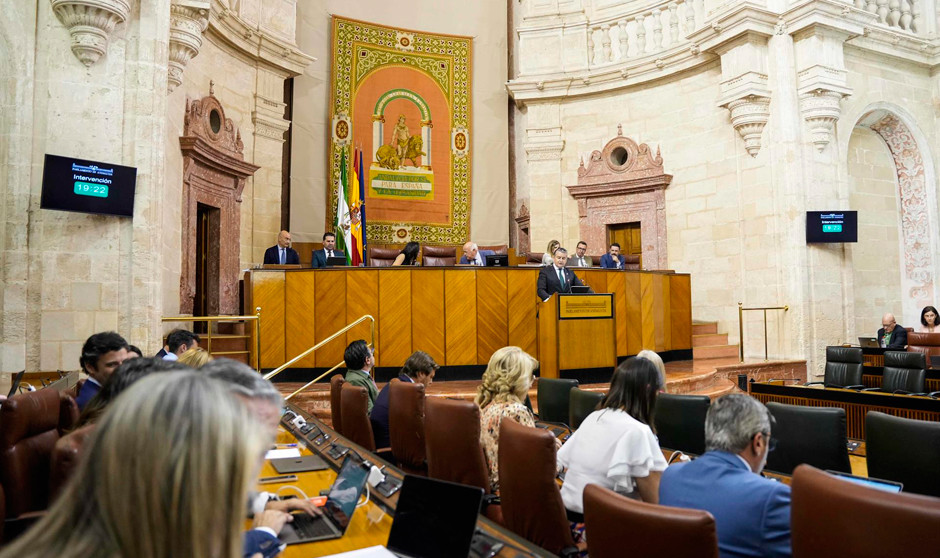 El Parlamento reclama que el Gobierno transfiera a Junta las competencias de sanidad penitenciaria