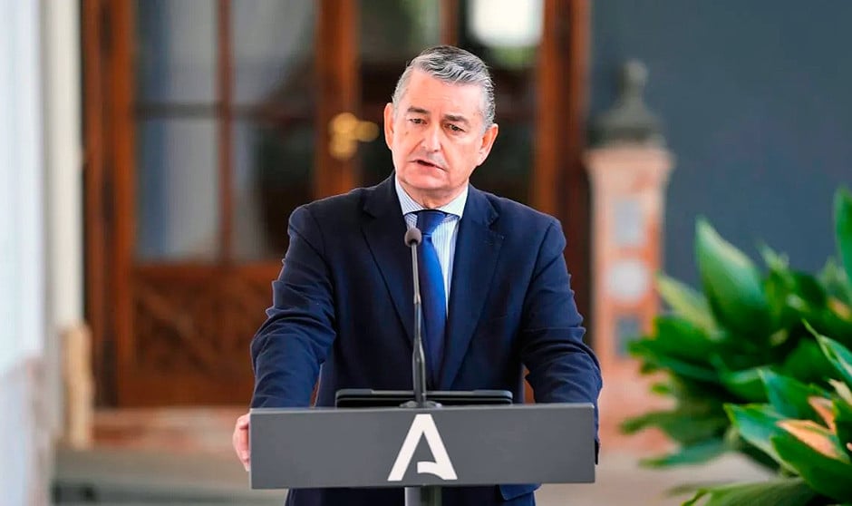  Antonio Sanz, consejero andaluz de Salud, reevaluará la calidad y seguimiento del proceso de cáncer de mama.
