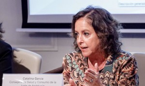 Catalina García, consejera de Sanidad andaluza, retirará alusiones a la Primaria en su orden de tarifación.