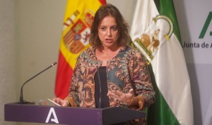  Catalina García, consejera de Salud andaluza, ultima la retirada de la Primaria en la orden de tarificación.