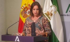  Catalina García, consejera de Salud andaluza, ultima la retirada de la Primaria en la orden de tarificación.