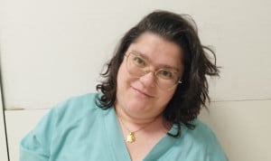 Antía Bacelo, enfermera y estudiante de Psicología, es autista y opta por la formación y información para conocer esta condición. 