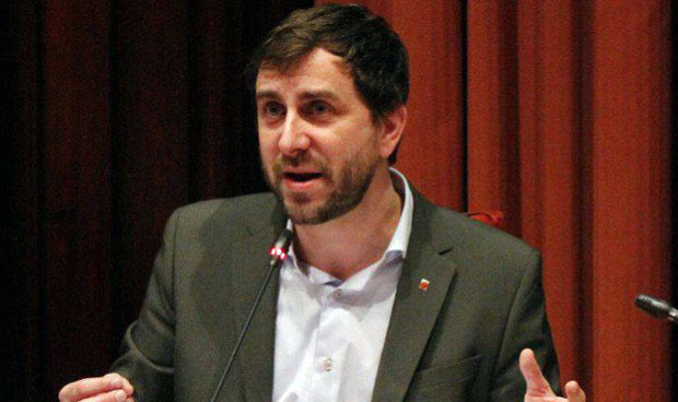 Antoni Comín, compuesto y sin cita