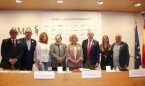 AP imagina a médicos pagando su propia seguridad privada por las agresiones