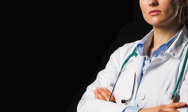 Apartado nueve meses un médico que "faltó al respeto" a una MIR