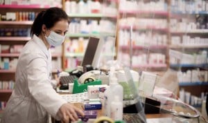 Acuerdo para el nuevo convenio de farmacias con una subida salarial del 4% 