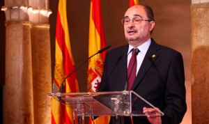 Aragón admite que es "imposible" cubrir las demandas de los médicos