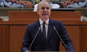 Jorge Azcón, presidente de Aragón, quiere implantar el grado de Medicina en Teruel