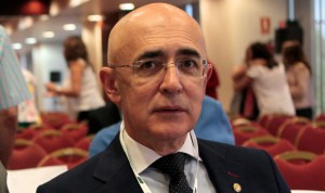 Carlos Arjona, reelegido presidente del Colegio de Médicos de Cáceres