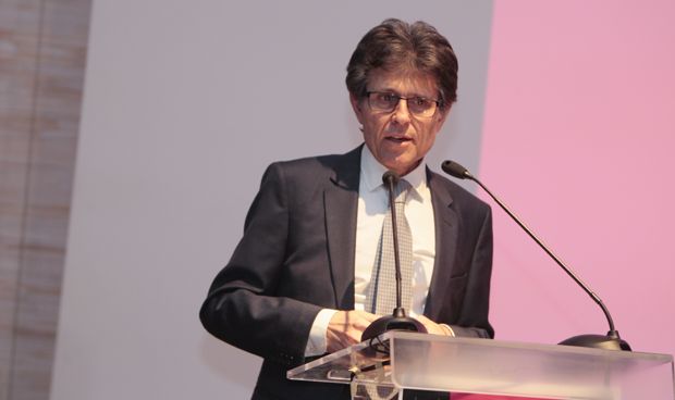 Arnés, de Farmaindustria, apuesta por "mejorar la eficiencia" del SNS