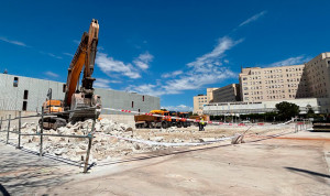 las obras de construcción del nuevo edificio del Instituto de Investigación Sanitaria y Biomédica de Alicante empiezan.