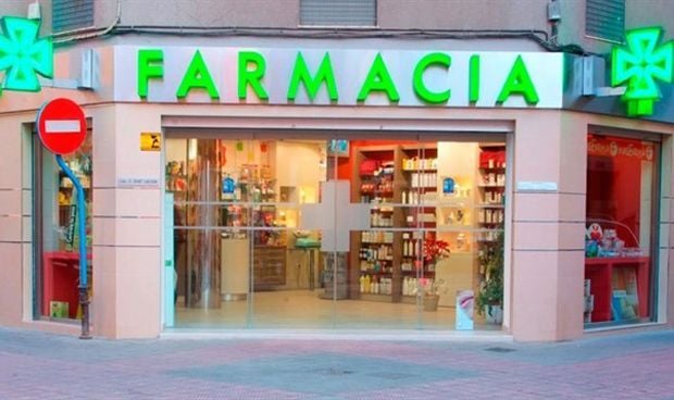 Así ha sido el primer día de las farmacias con homeopatía ilegalizada