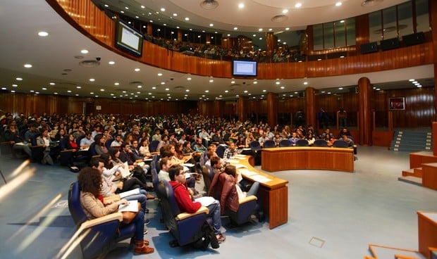 Asignación MIR 2019: La Rioja, donde más mujeres hay; Murcia, donde menos