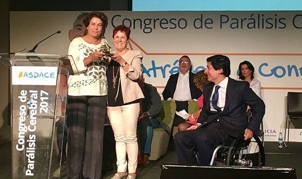 Aspace Ipsen Pharma reconoce a los neuropediatras del Clínico de Valladolid
